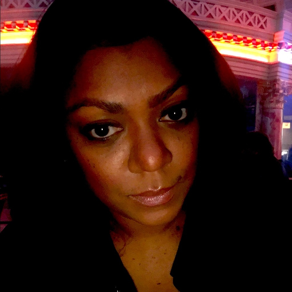 Meet your Posher, Elle